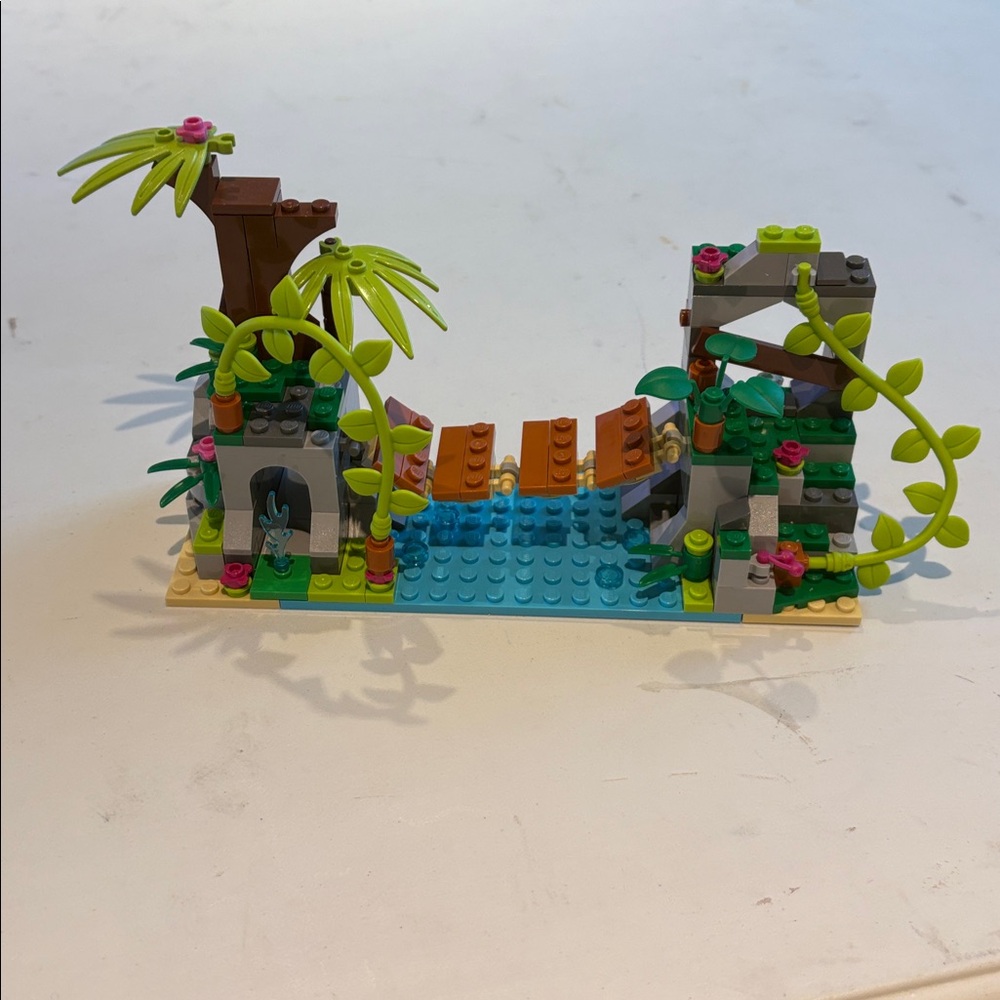 Tropical Jungle Lego Friends Bridge